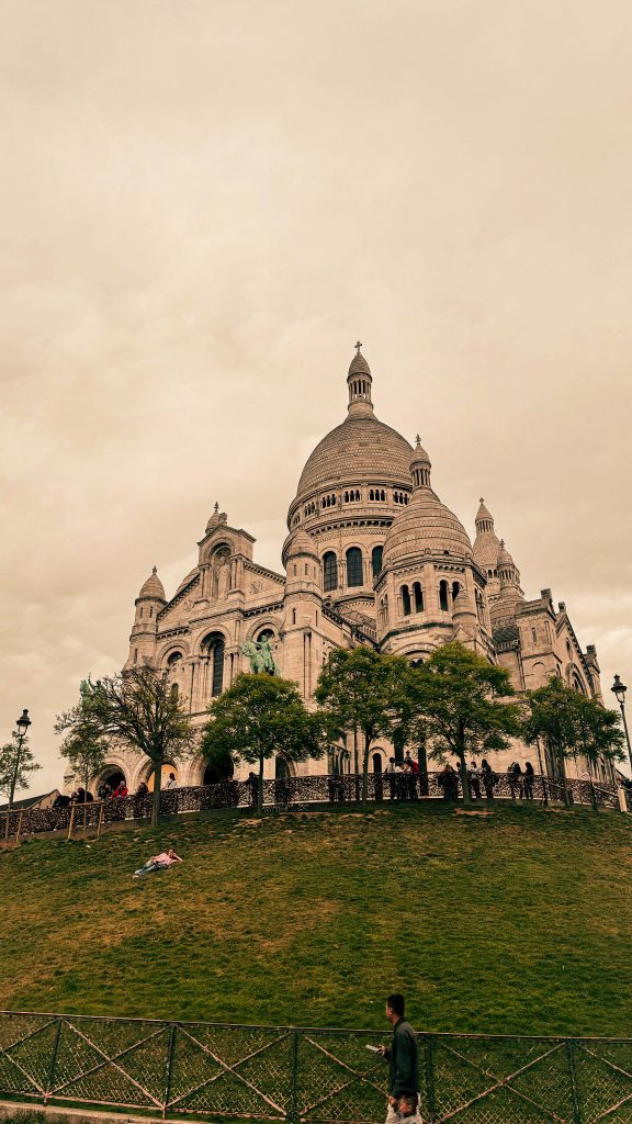 elle atlas travel paris original 384