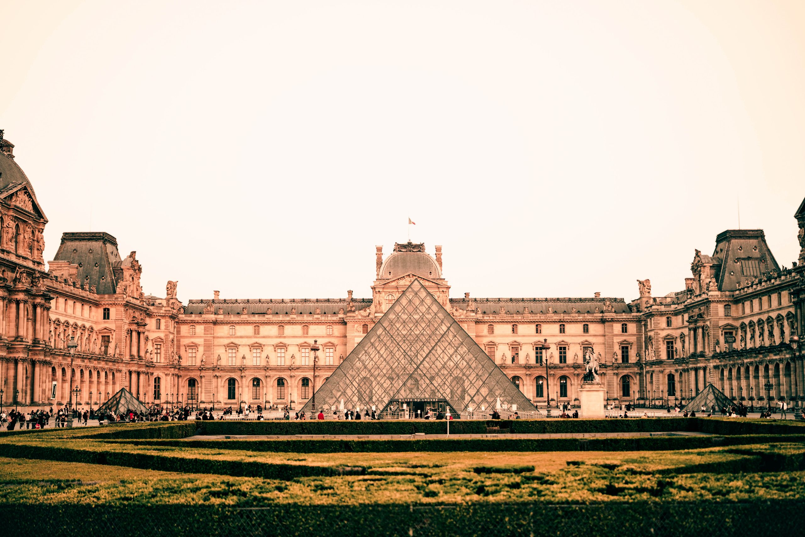 elle atlas travel france pexels 13